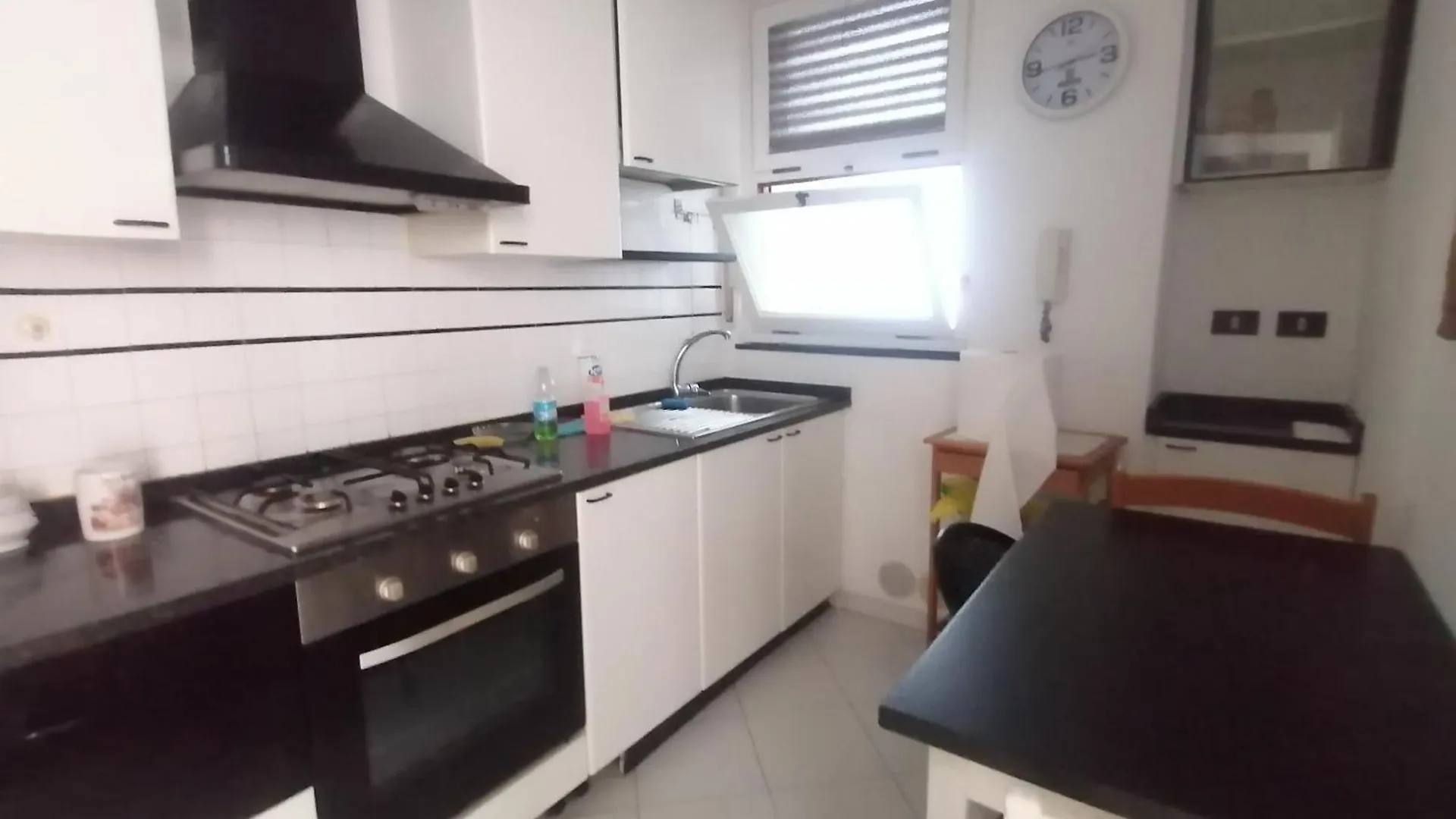 招待所 Alassio Affitto Breve Di Camere Private In Casa Vacanze Liguria Holidays Rent
